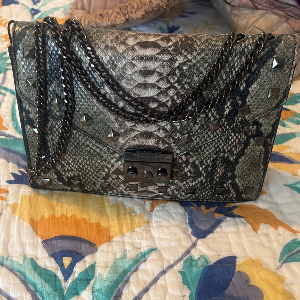 Badgley MishkabSnake-Embossed Studded Chain Crossbody-Bag - Gray